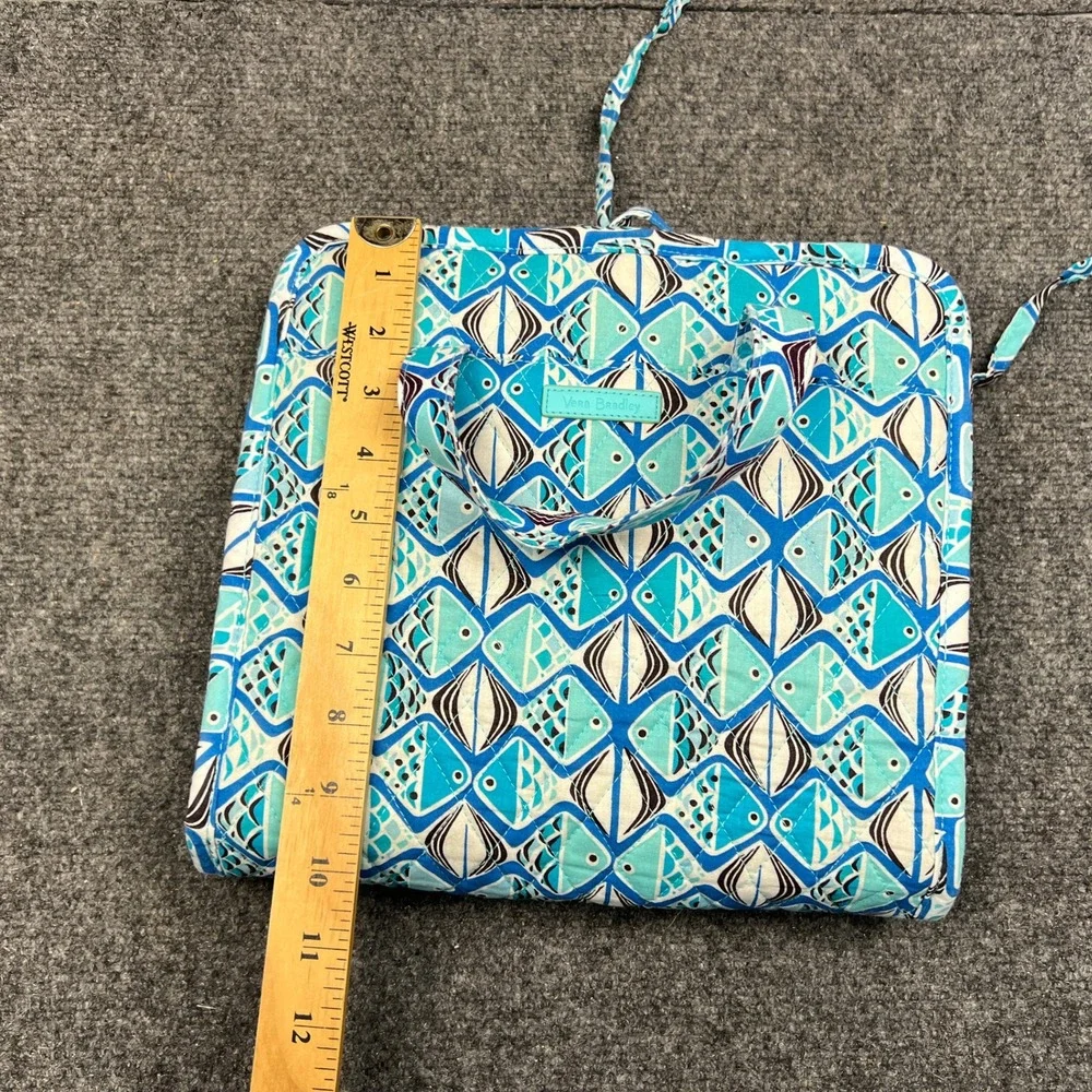 Vera Bradley Hanging Travel Organizer Go Fish Blue Quilted Toiletry Bag Pouch